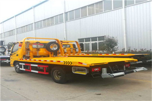 汶川附近拖车救援搭电