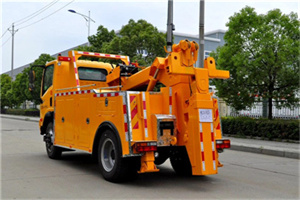 汶川高速路拖车费